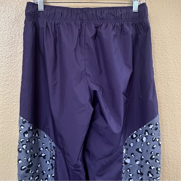 Nike Dark Raisin, Iron Grey Leopard Woven Jogger Pant Medium New Without Tags! - Picture 9 of 15